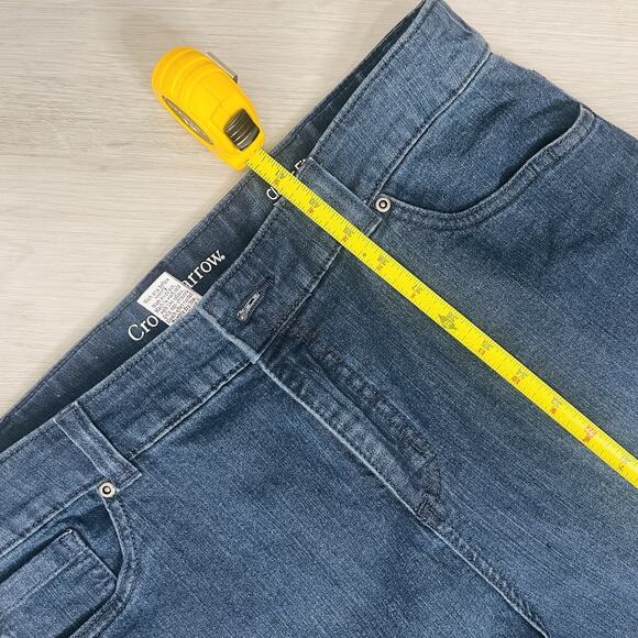 Croft And Barrow Size 16 Stretch Short Jeans Classic Fit Boot Cut Leg - Picture 5 of 5